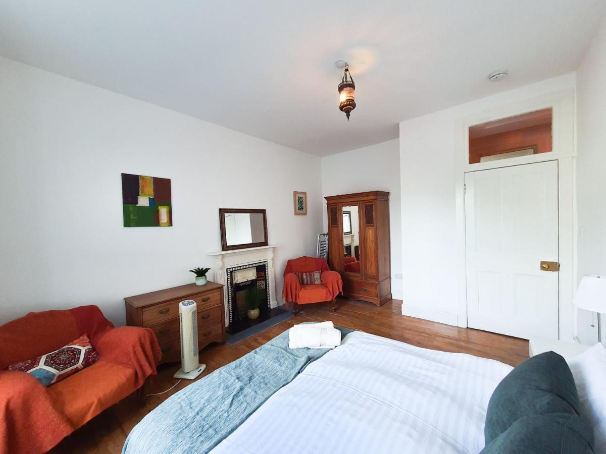 Edinburgh Charming Old Town Apartment Eksteriør billede